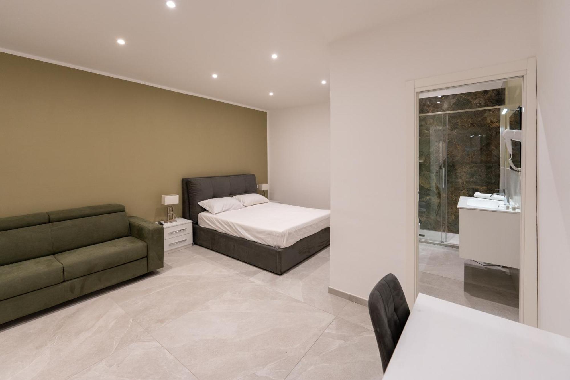 Suites Gaudioso Napoli Center Exterior photo