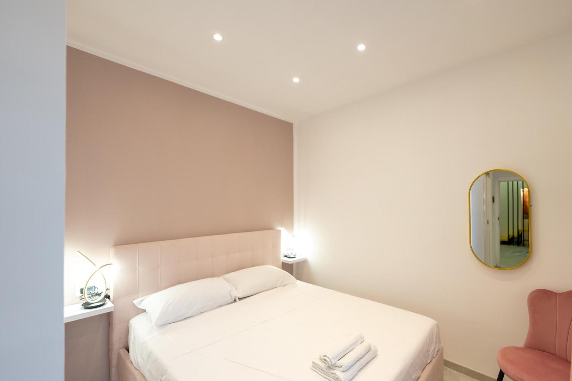 Suites Gaudioso Napoli Center Exterior photo